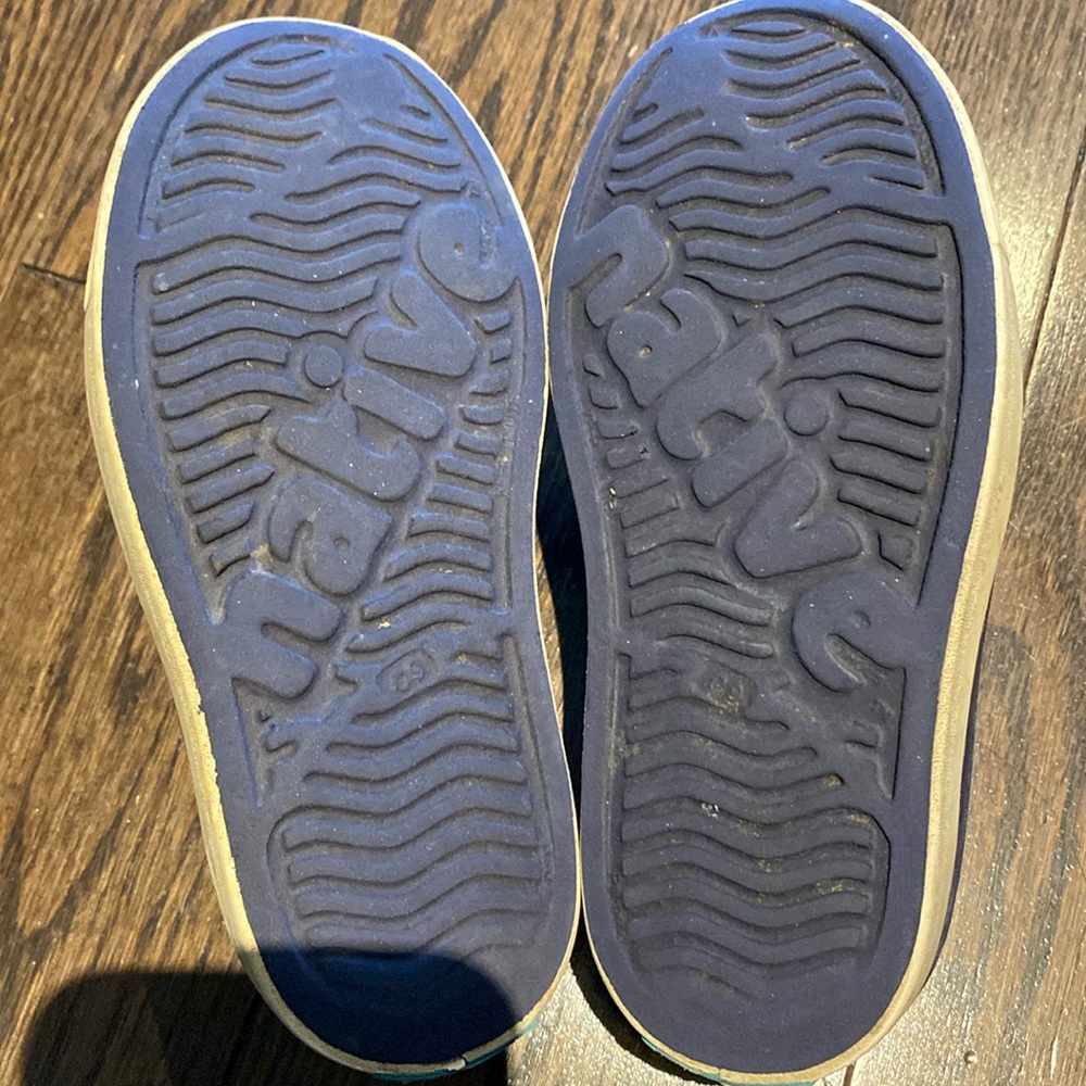 Native Jefferson Shoes - Picture 7 of 7
